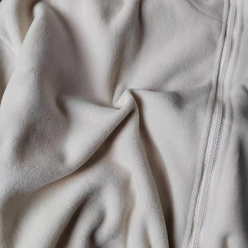 Gttend Cozy Zip-Up Hoodie
